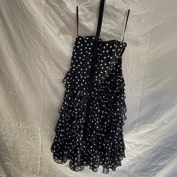 Dress - Picture 1 of 1